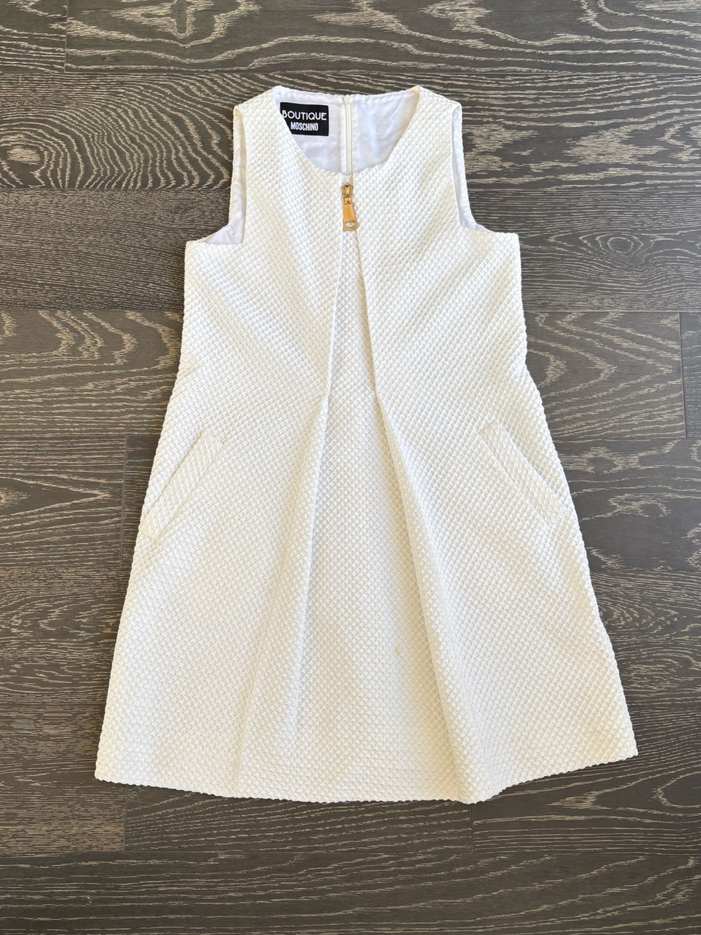 Auth Boutique MOSCHINO Textured White Sleeveless Dress